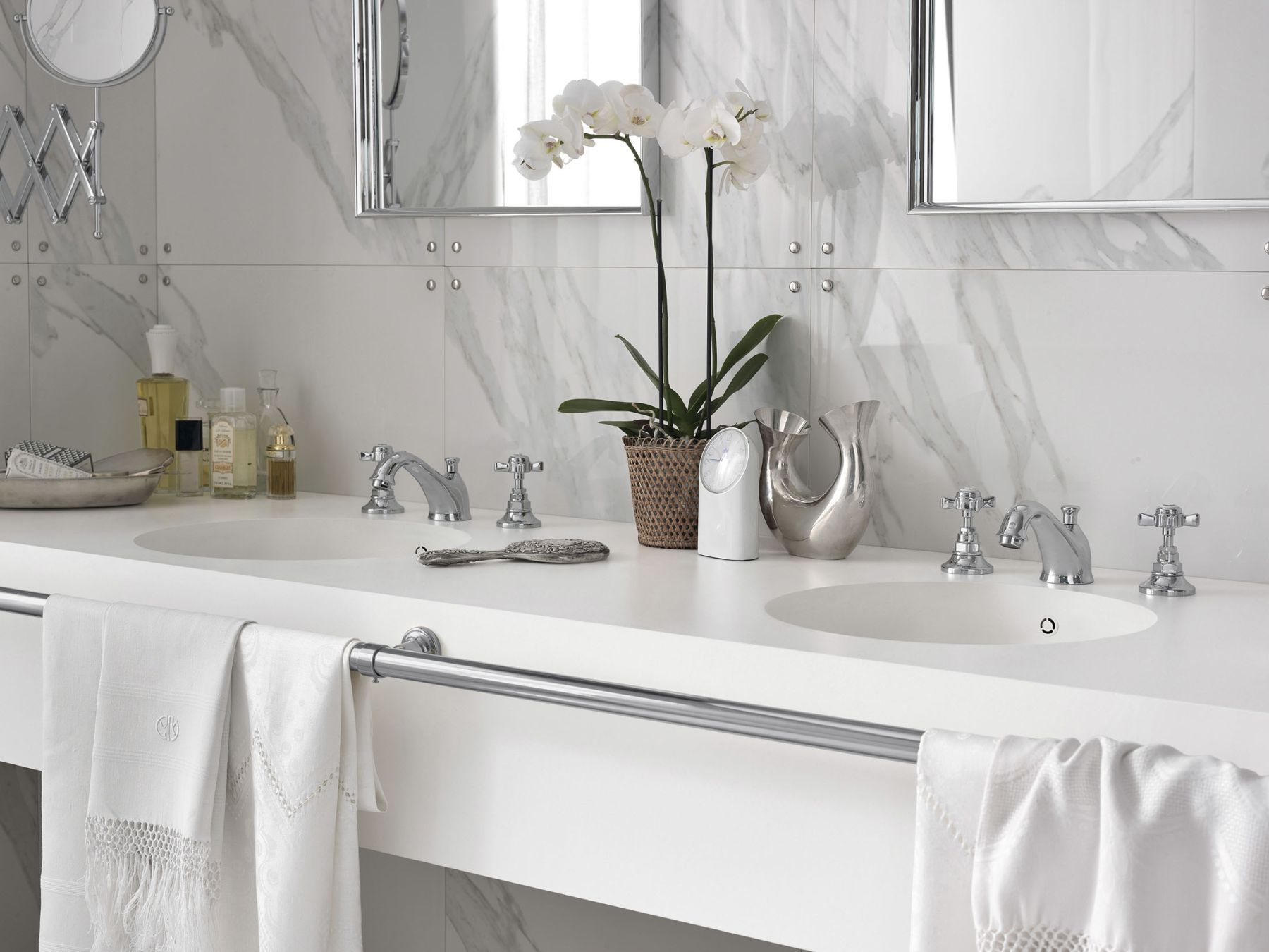 sites/corian.bg/IMG/jpg/bathroom-surface-modern-retro-purity-01.jpg